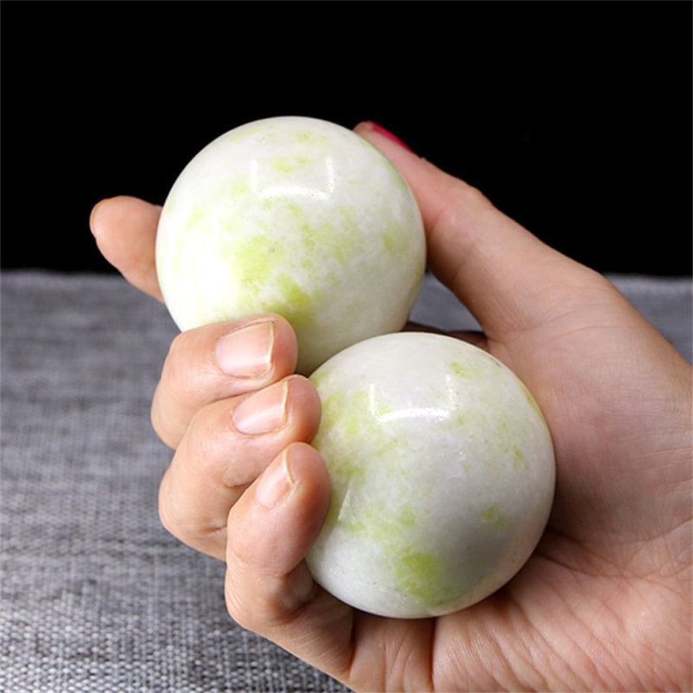 1Pair 50mm Natural Jade Baoding Ball Fitness Handball Quartz Sphere